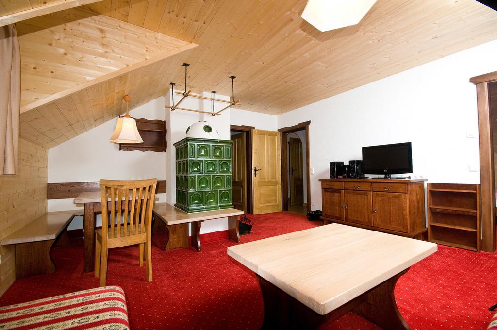 Alpenhaeuser Marcius Sonnenalpe Nassfeld Room photo
